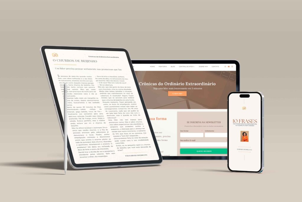 Mockup de um tablet e celular exibindo a página de inscrição na Newsletter Crônicas do Ordinário Extraordinário.
